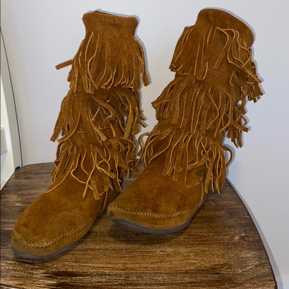Fringe Nordstrom  Boots Minnetonka